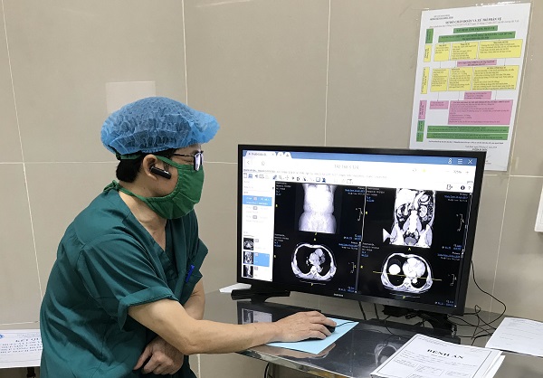 Bệnh viện Đa khoa tỉnh Ninh Bình đẩy mạnh chuyển đổi số, ứng dụng công nghệ thông tin trong quản lý điều hành hoạt động bệnh viện và khám chữa bệnh cho nhân dân.