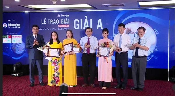 Lễ trao giải cuộc thi ảnh: “Nét đẹp Điều dưỡng Việt Nam”.